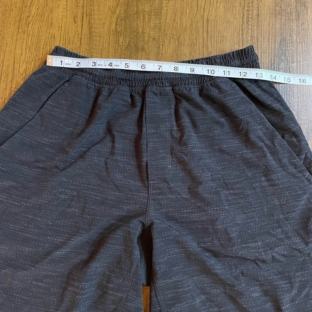 Lululemon Mens Pace Breaker 9” Short Linerless Size Medium